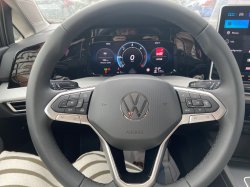 Volkswagen Golf VIII